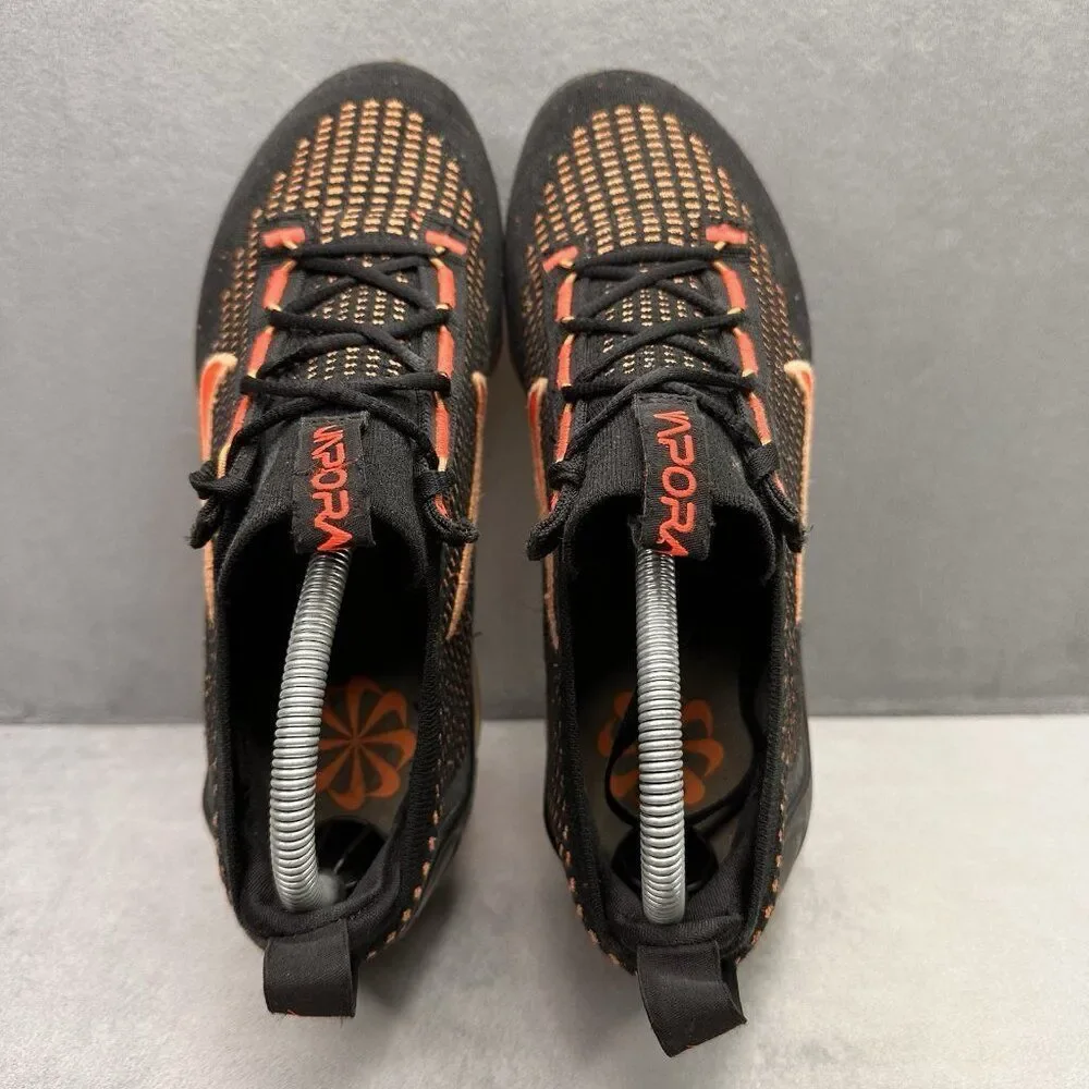 Womens 9 / Mens 7.5 Nike Air VaporMax 2021 Flyknit Black Magma Athletic Sneakers